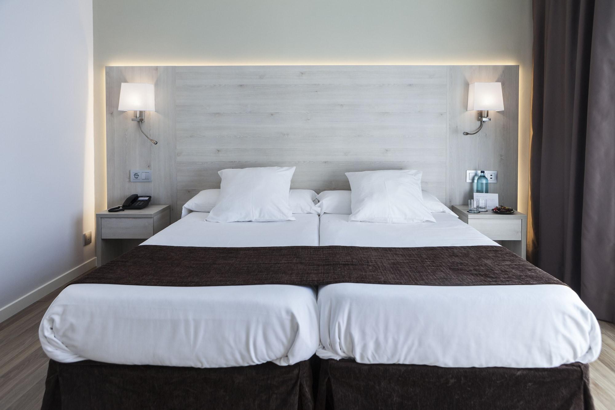 Hotel Helios Lloret 4*